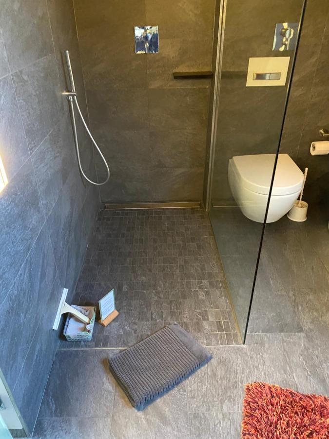 Apartment Mit Dachloggia Зарлуї Екстер'єр фото