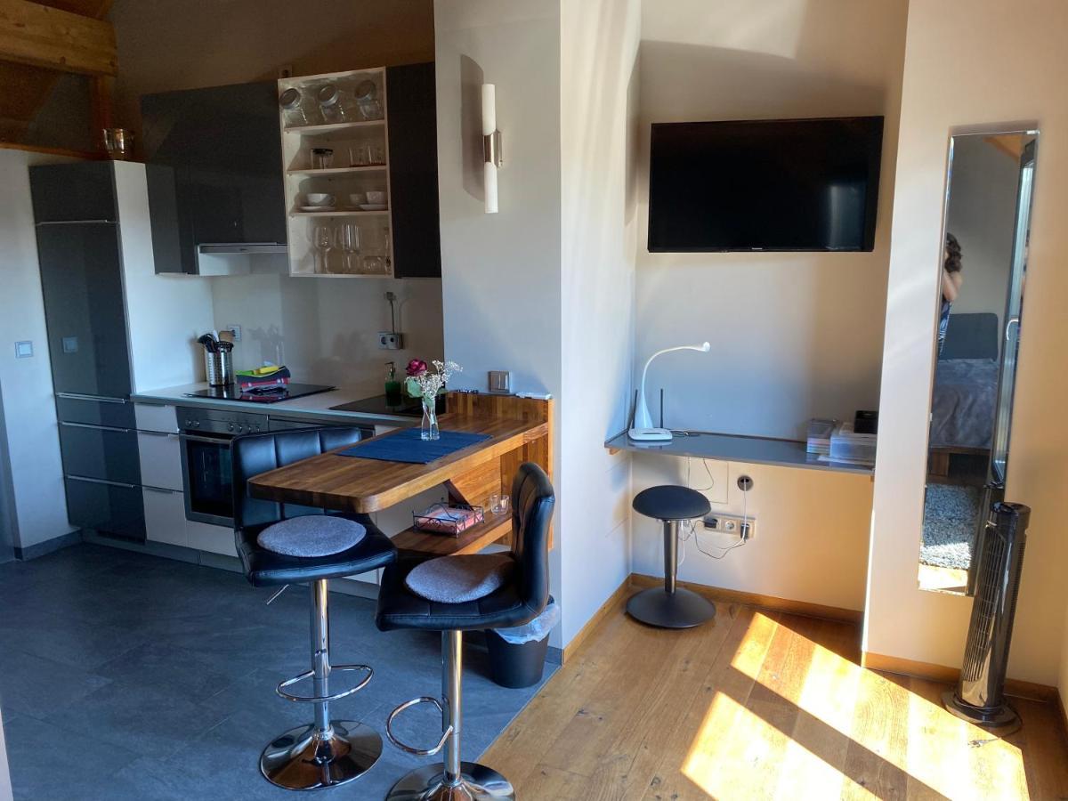 Apartment Mit Dachloggia Зарлуї Екстер'єр фото