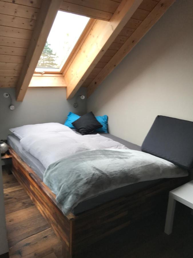 Apartment Mit Dachloggia Зарлуї Екстер'єр фото