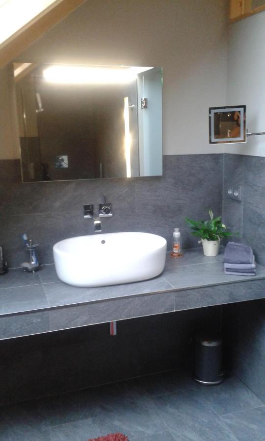Apartment Mit Dachloggia Зарлуї Екстер'єр фото