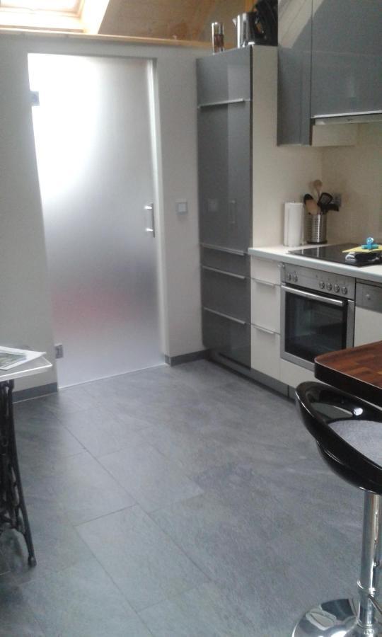 Apartment Mit Dachloggia Зарлуї Екстер'єр фото